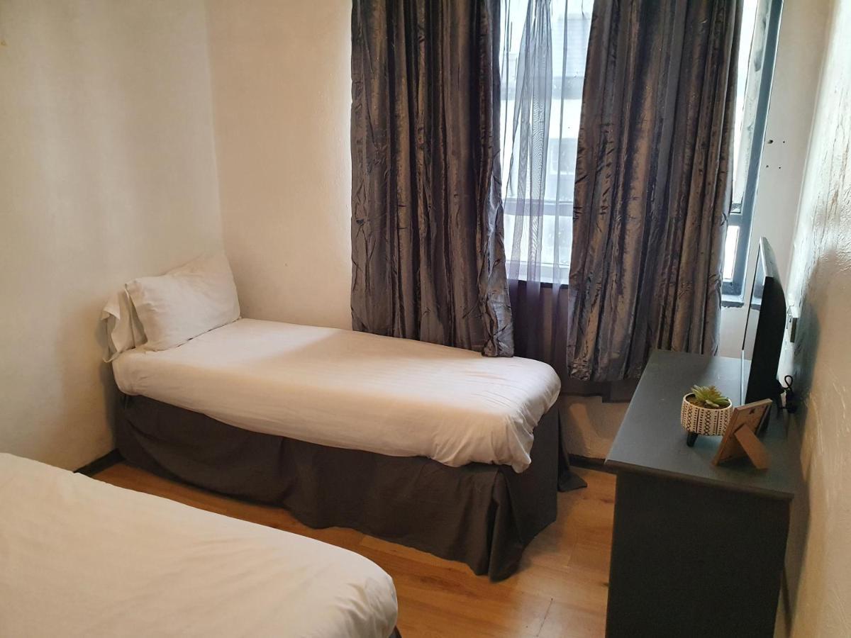 Balkan Hotel Блекпул Екстер'єр фото