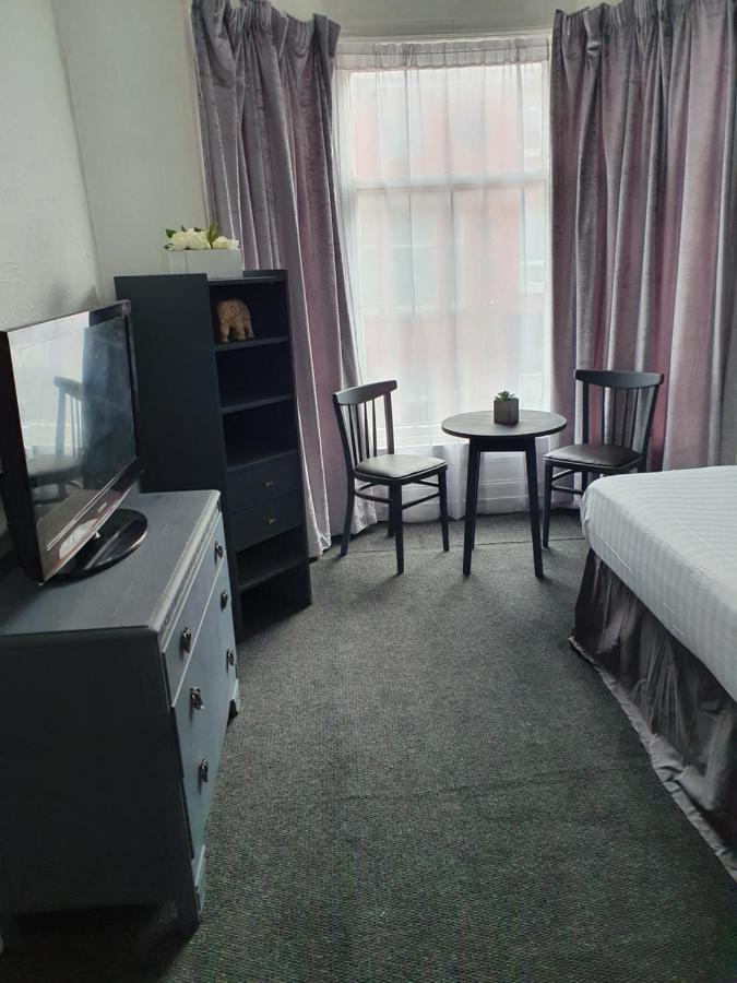 Balkan Hotel Блекпул Екстер'єр фото